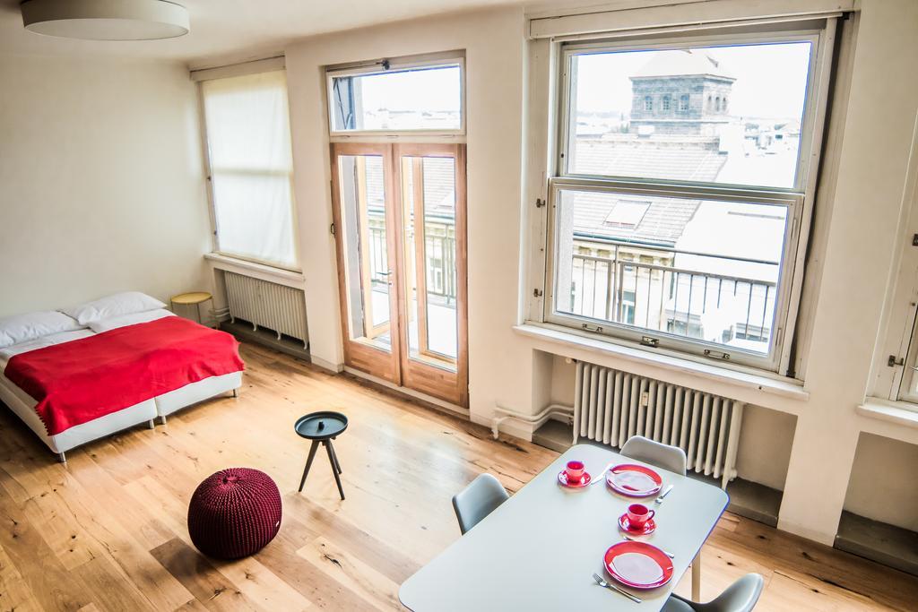 At The Top - Revolucni 23, 1 * Praga